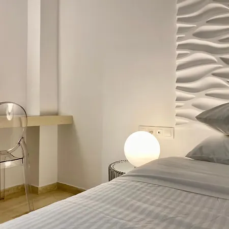 Hotel Ionian By Bruskos 3*