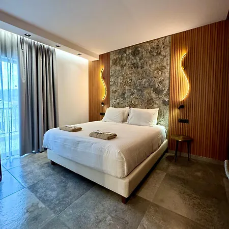 Hotel Ionian By Bruskos 3*